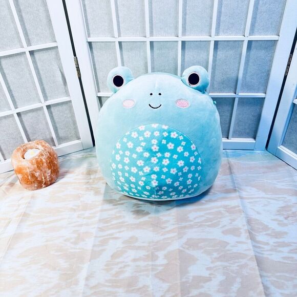 Squishables Fritz The Frog - Picture 8 of 11